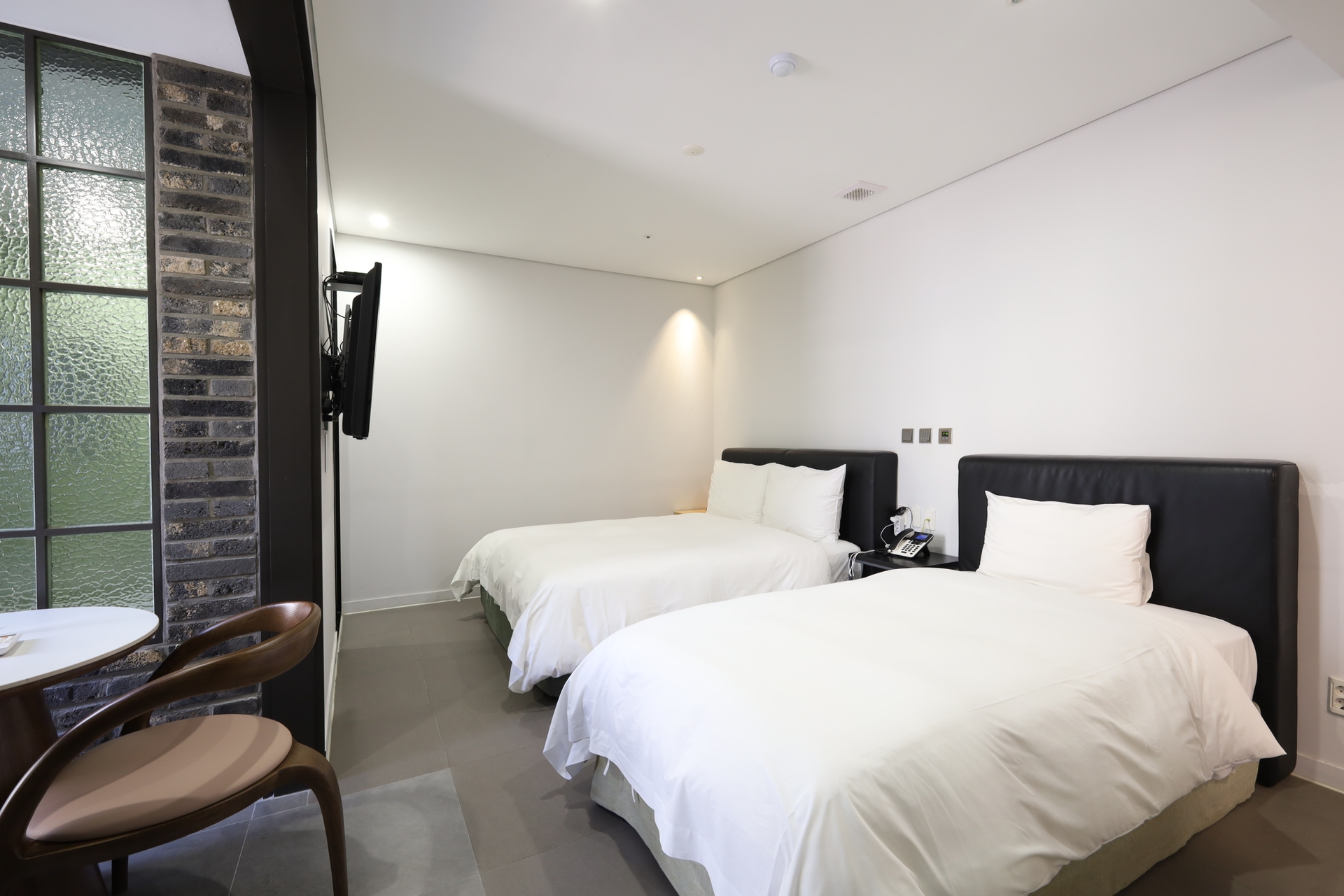 디럭스 트윈(조식PKG,VR유료대여,