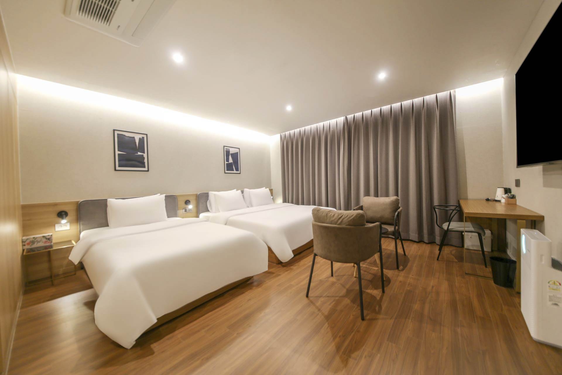 Deluxe Twin_조식,넷플릭스(