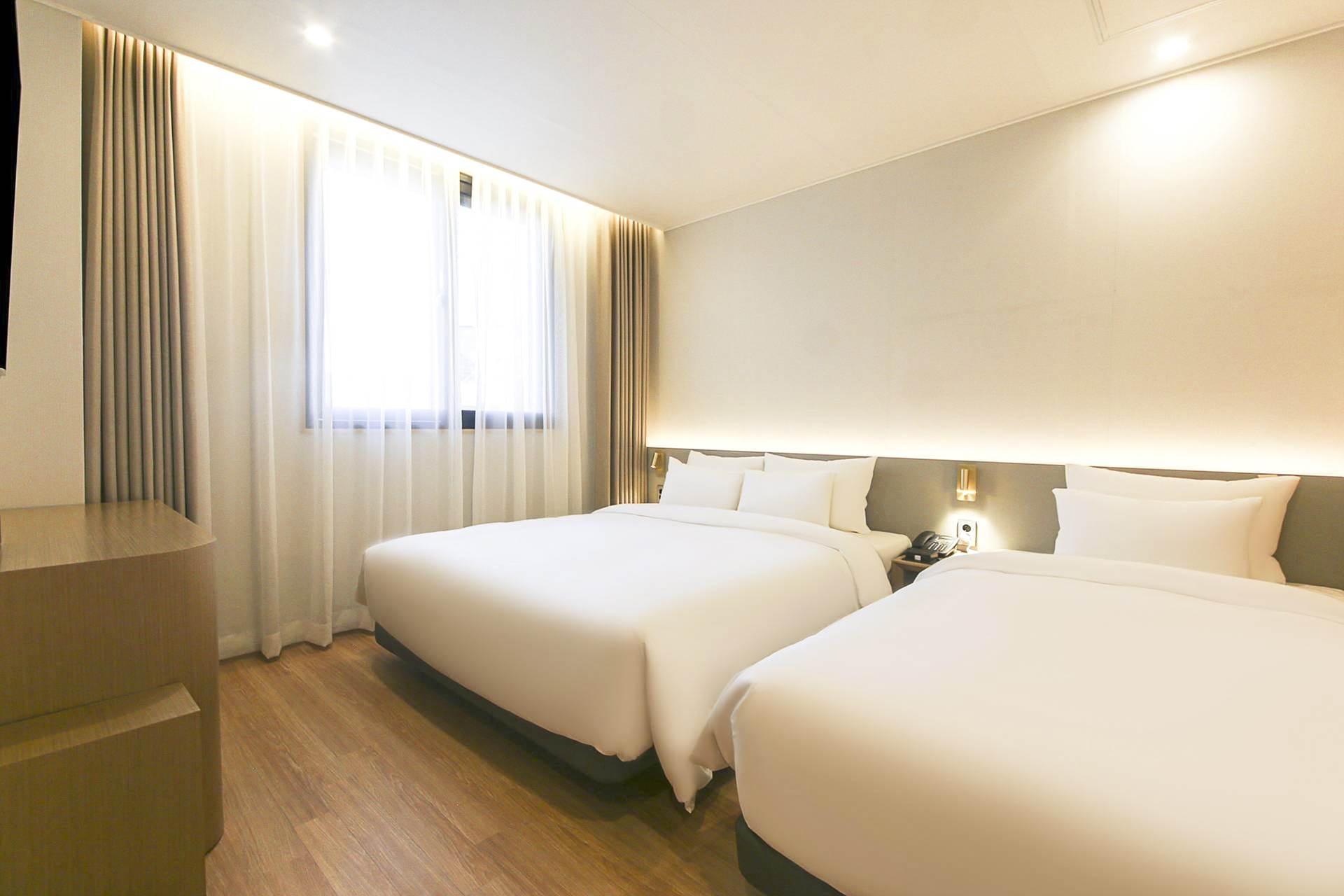 스위트A (더블+싱글, 스타일러)