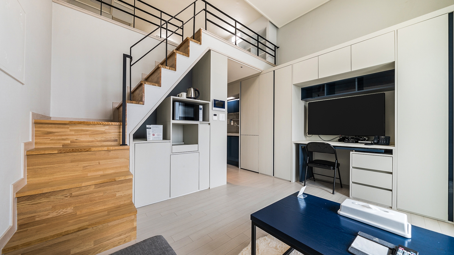 디럭스 (마운틴뷰 or 시티뷰)