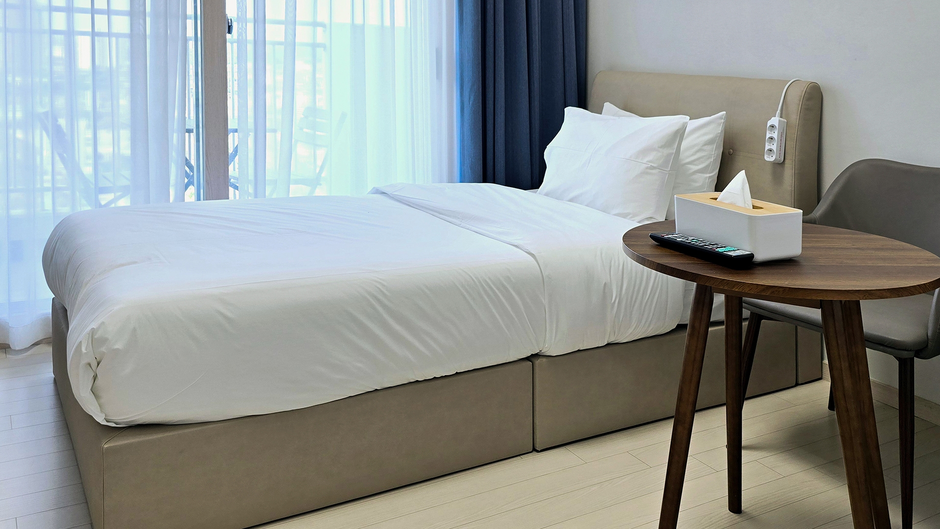 슈페리어 3인 트윈룸 뷰랜덤 (더블침대1개+싱글침대1개)