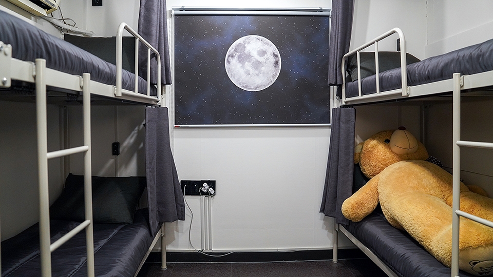 4인 여성 도미토리