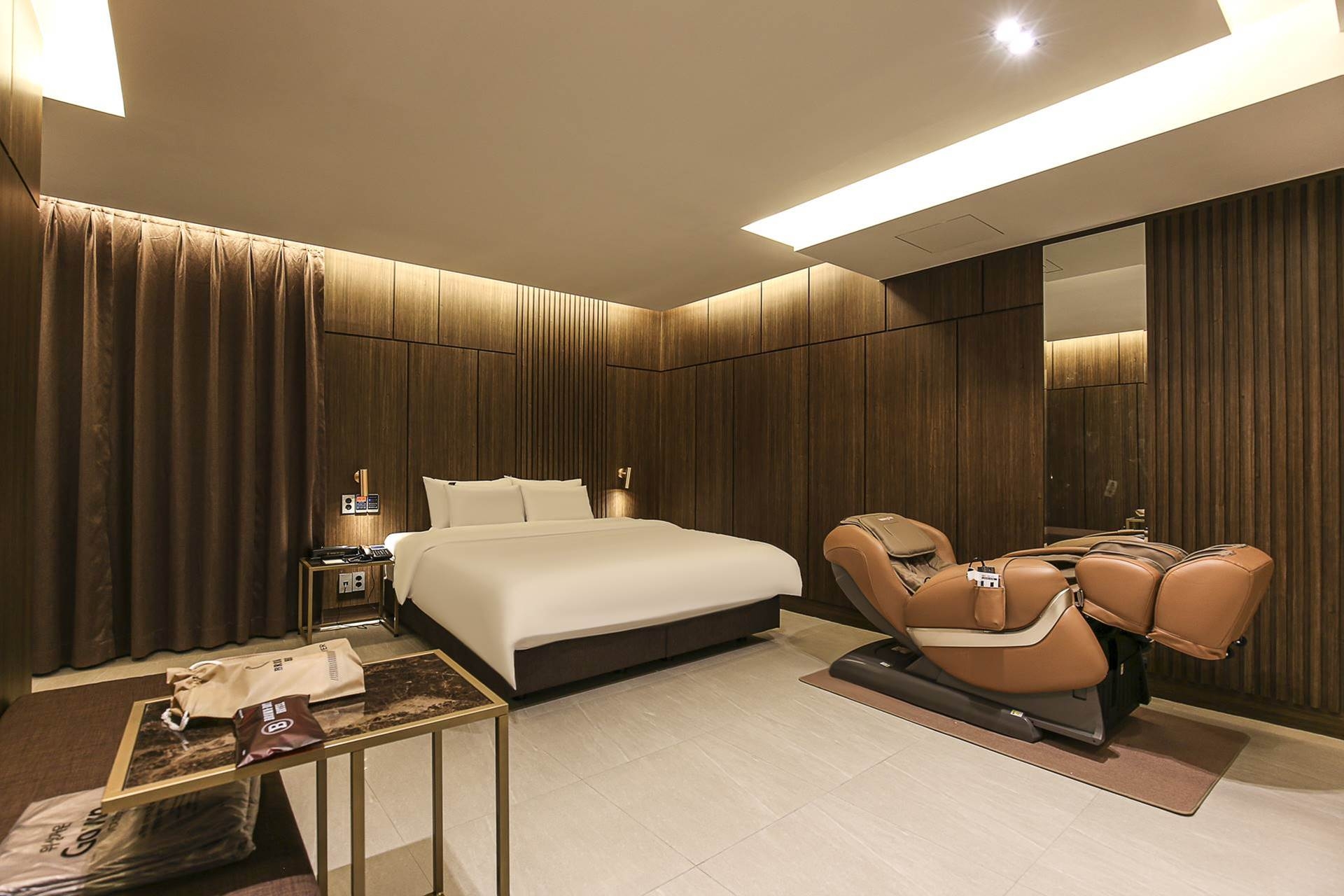 (특가)브라운스위트 (넷플릭스,조식제