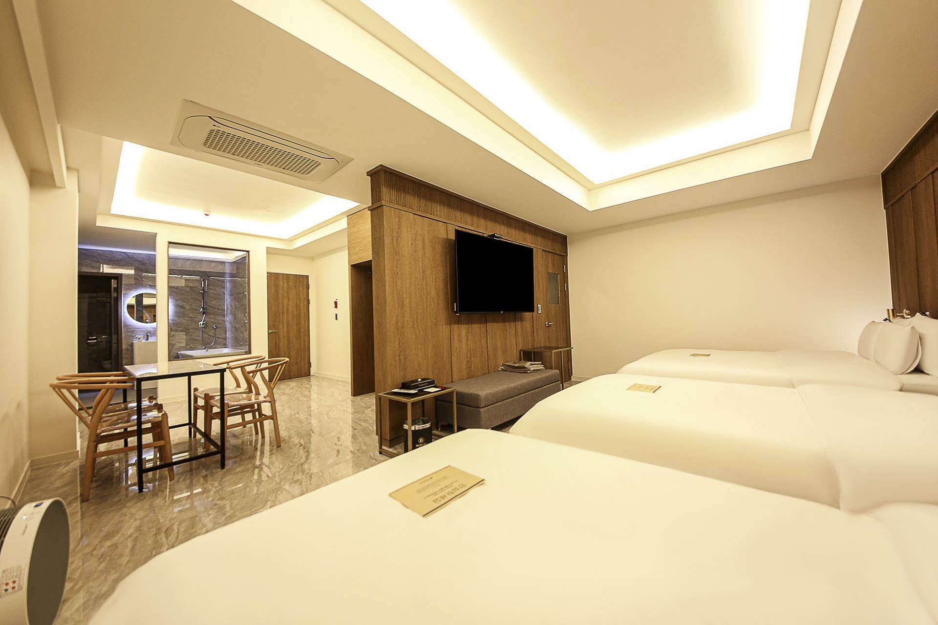 (특가)이그제큐티브 스위트 4인(넷플