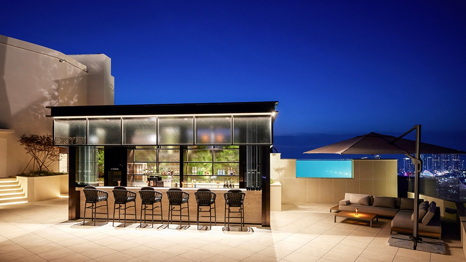 SKY 21 루프탑 라운지&펍