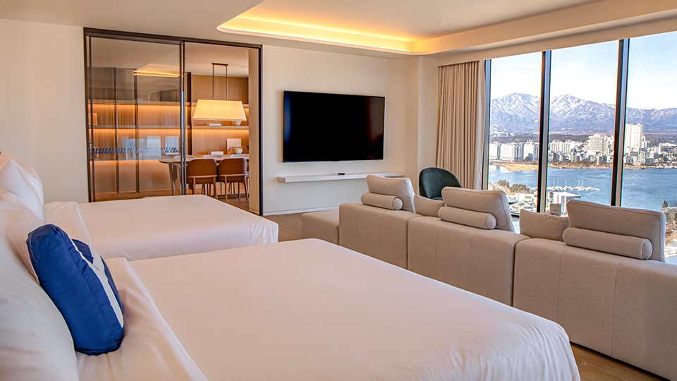 홈 스위트 킹&킹베드 바다+호수 전망