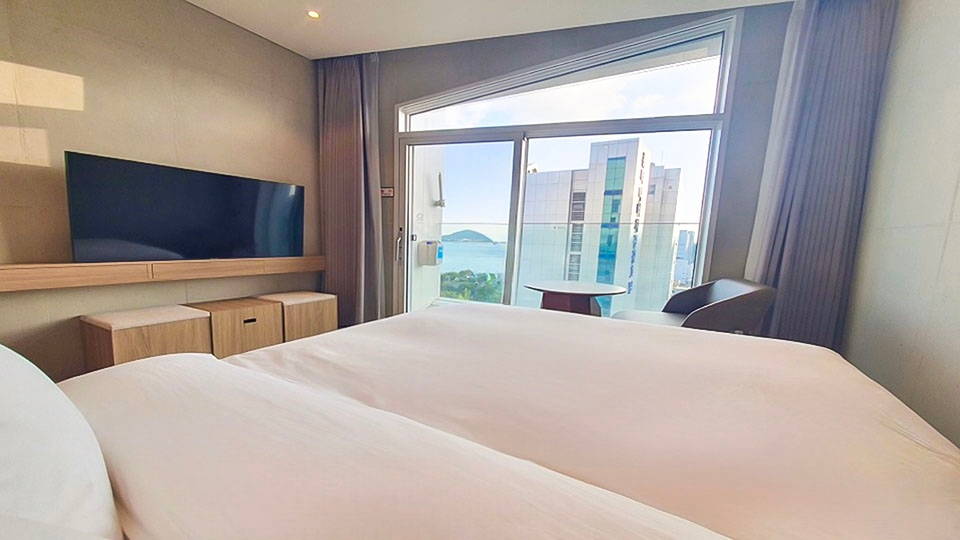 스탠다드 더블 시티뷰