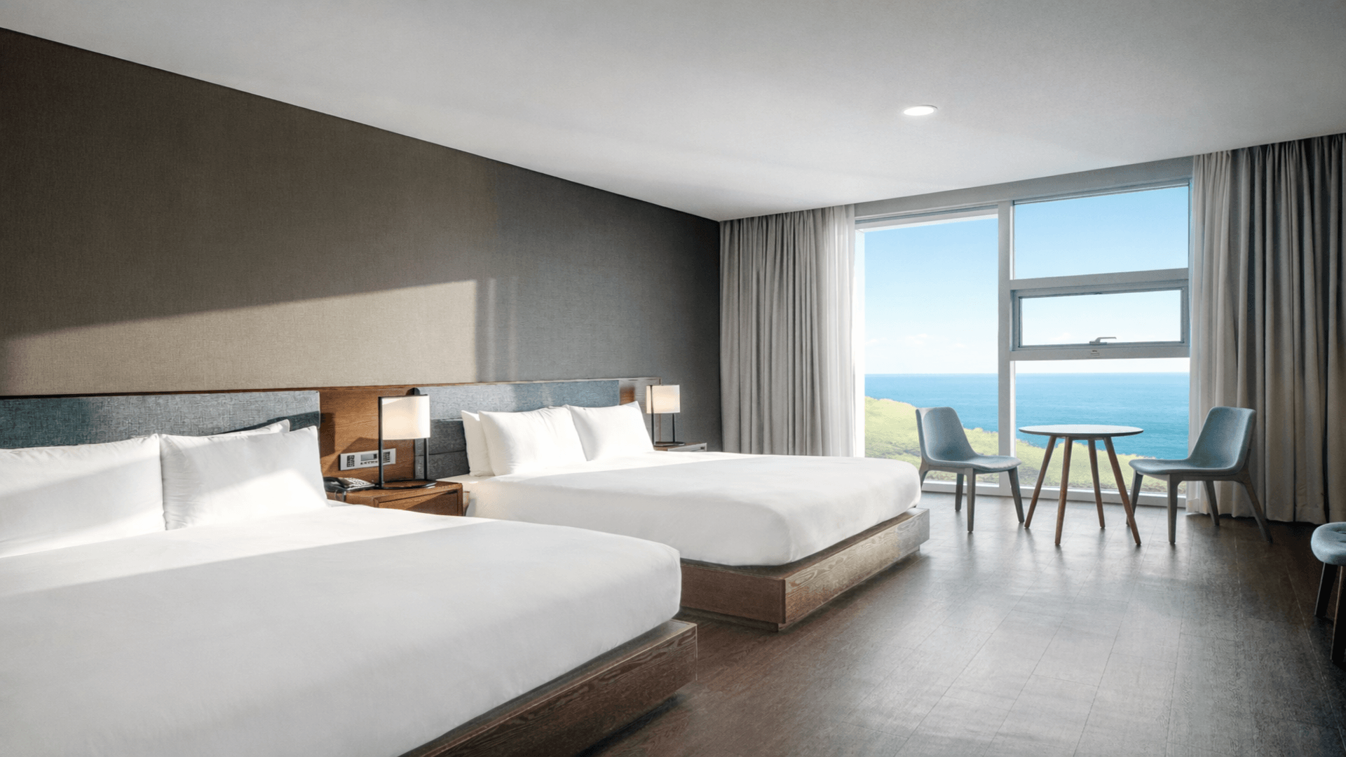 디럭스 더블 (부분바다전망)