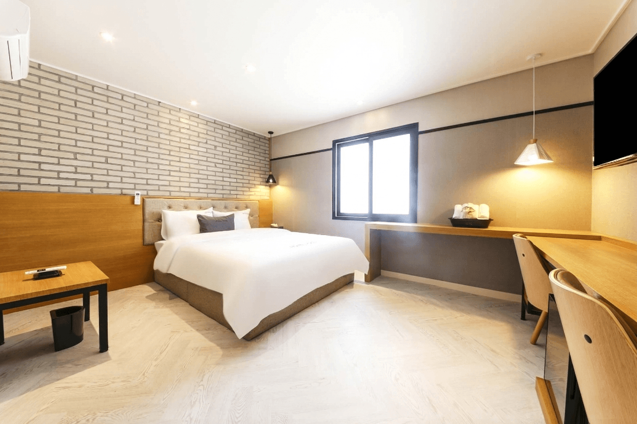 VIP(넷플릭스 이용가능/루프탑이용가