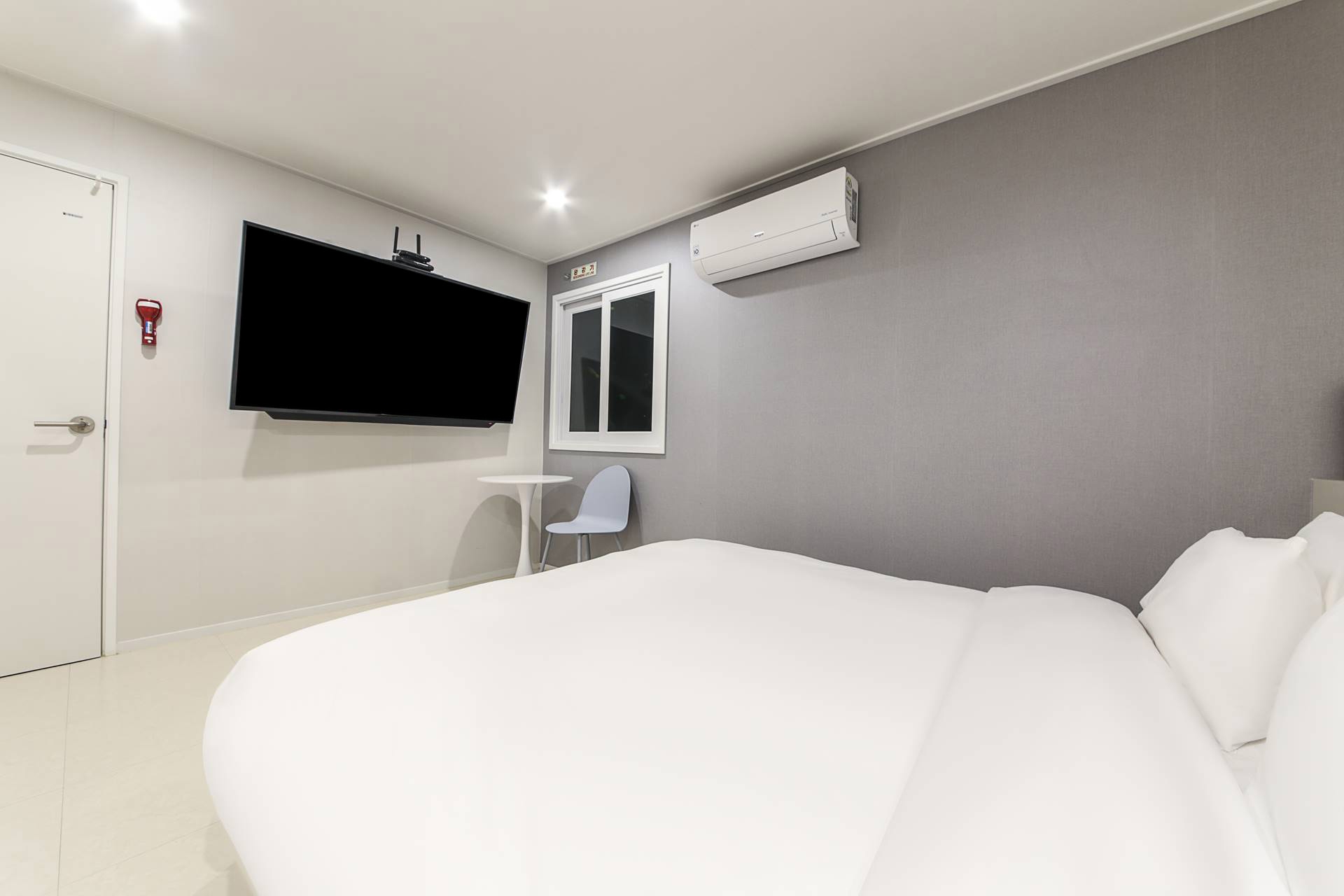 일반실-넷플릭스(라텍스침구,65인치t