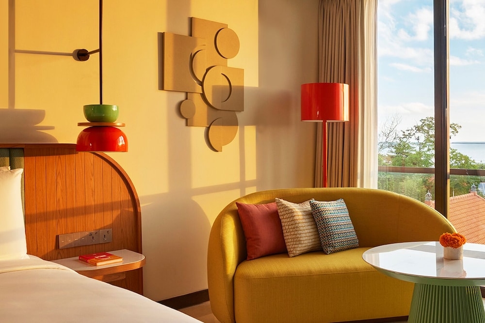 클레오 세미냑, 하얏트의 JdV의 일부