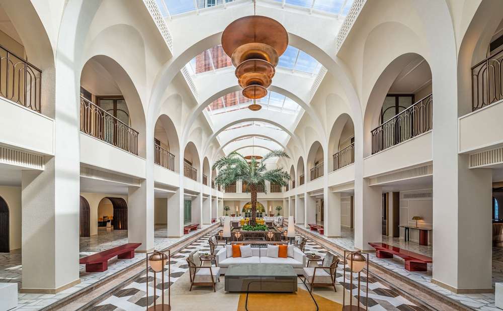 라 페스타 푸꾸옥, 큐리오 컬렉션 바이 힐튼