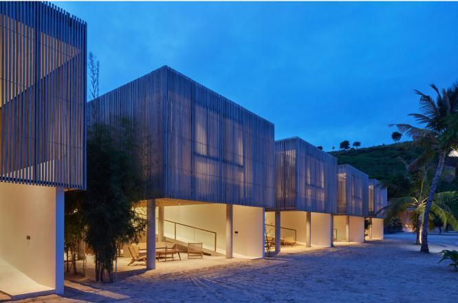 이닛 롬복,발리호텔,롬복호텔