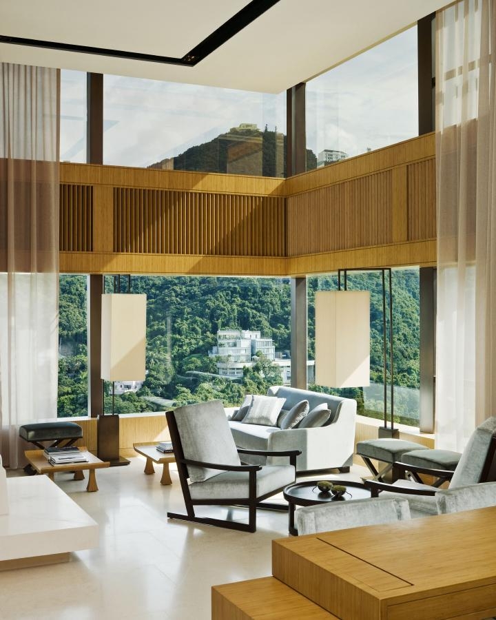 디 어퍼 하우스