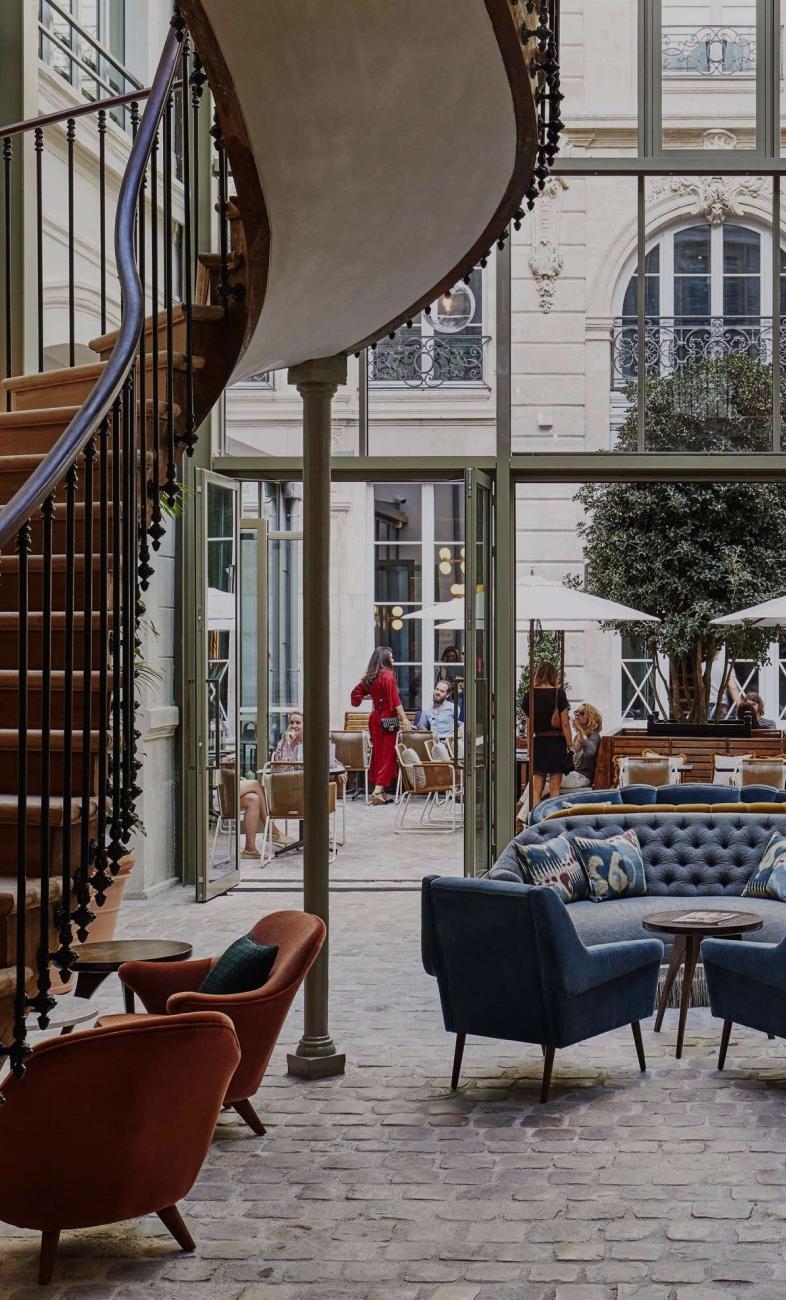 로컬 피플이 더 사랑하는
라이프스타일 호텔, 혹스턴