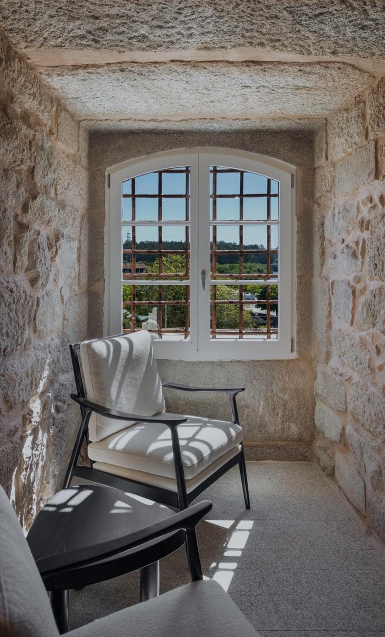 서늘한 성벽을 따라,
포르투갈 포우사다 호텔