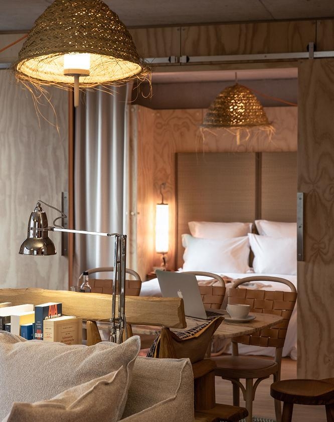 MOB하우스,파리숙소,파리호텔,파리워케이션숙소,파리디자인호텔