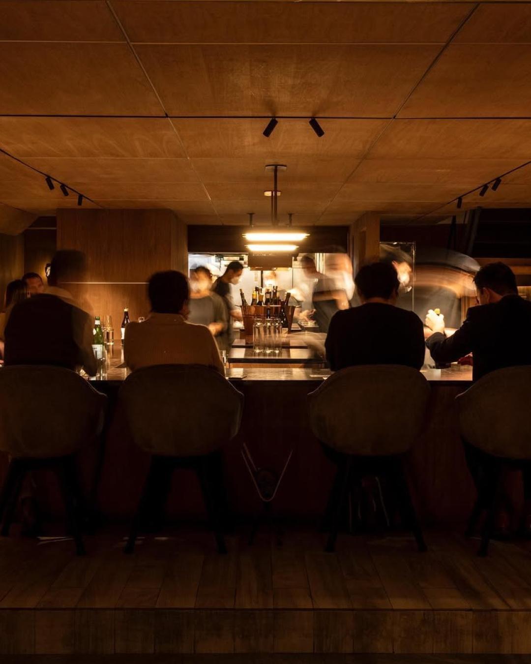 아토믹스 ©atomixnyc, Evan Sung