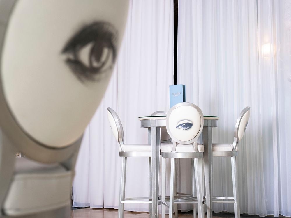 샌더슨런던,이언슈레거호텔,런던호텔,런던디자인호텔