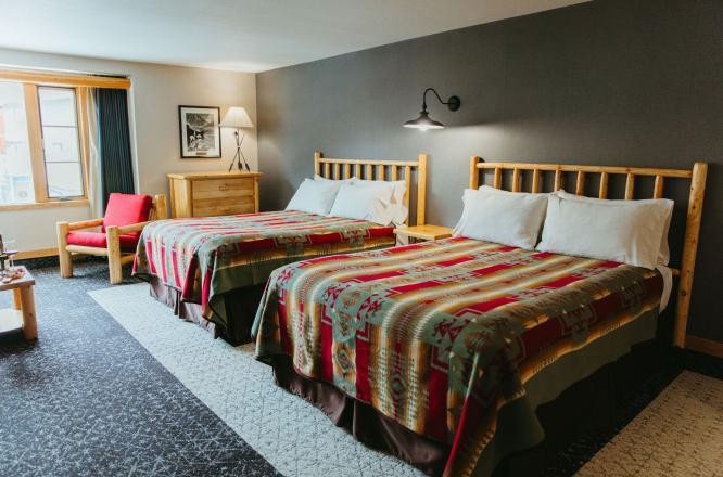 캐나다숙소,밴프숙소,밴프로지,부르스터즈마운틴로지