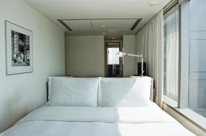 트웬티 원 휘트필드,홍콩호텔,타이항호텔