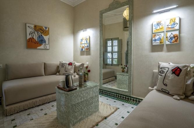 리아드호텔,리아드신상호텔,리아드호캉스,리아드알미스크