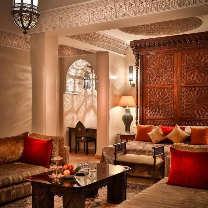 리아드호텔,리아드호캉스,리아드크니자