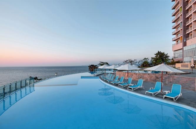 롯데리조트속초,속초호텔,강원호텔,수영장호텔,인피니티풀호텔