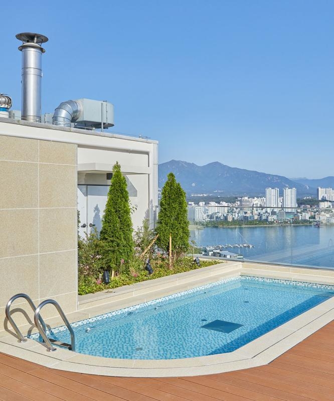 속초호텔,속초호캉스,속초호텔수영장,홈마리나속초