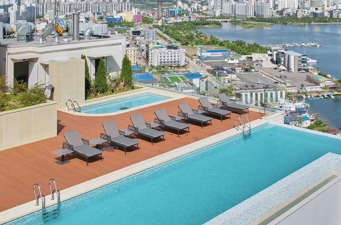 속초호텔,속초호캉스,속초호텔수영장,홈마리나속초