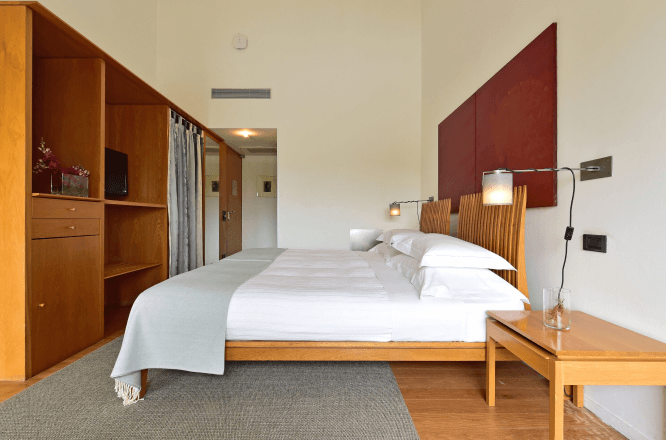 포우사다 콘벤투 데 아하이올루스,포르투갈숙소