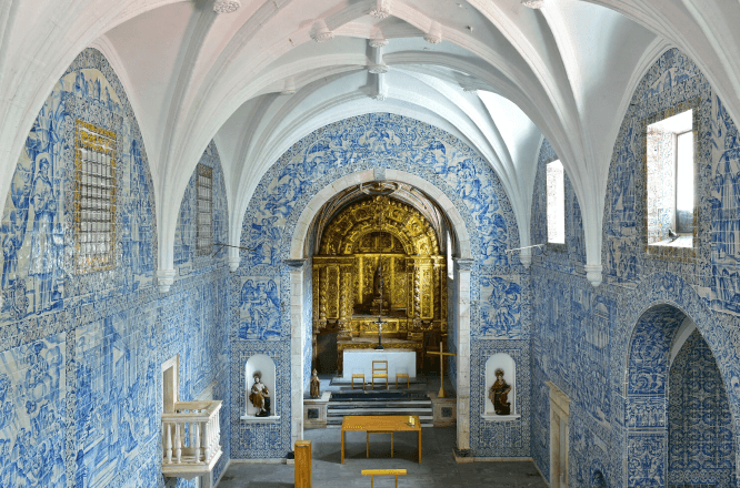 포우사다 콘벤투 데 아하이올루스,포르투갈숙소