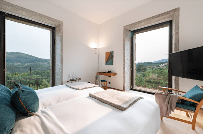 포우사다 모스테이루 데 아마레스,포르투갈숙소