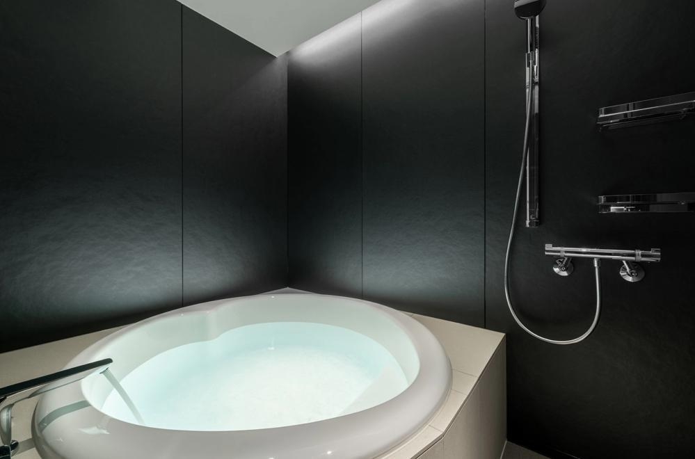 호텔일팔라초,일본호텔,후쿠오카호텔,디자인호텔,알도로시,우치다시게루