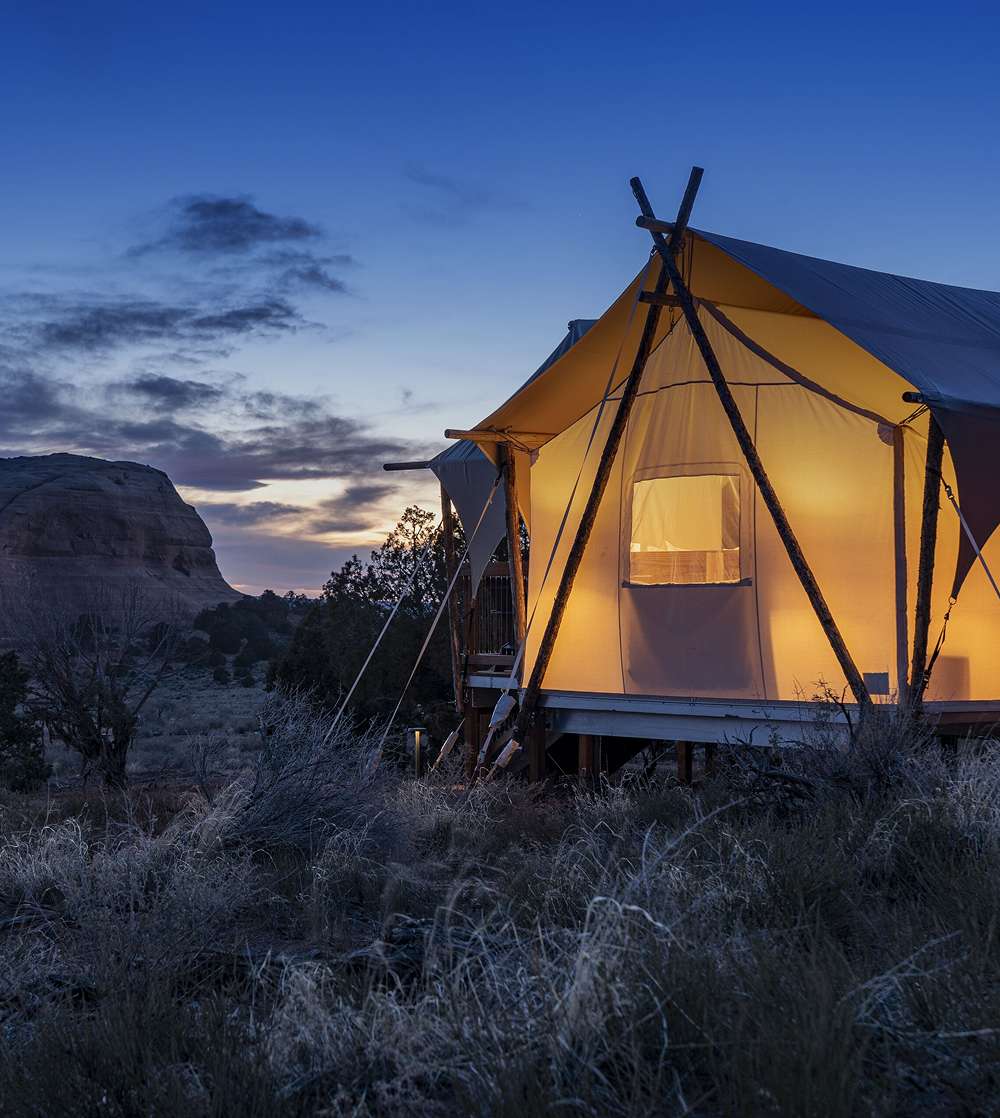 쏟아지는 별 아래 잠드는, 미서부 글램핑 여행