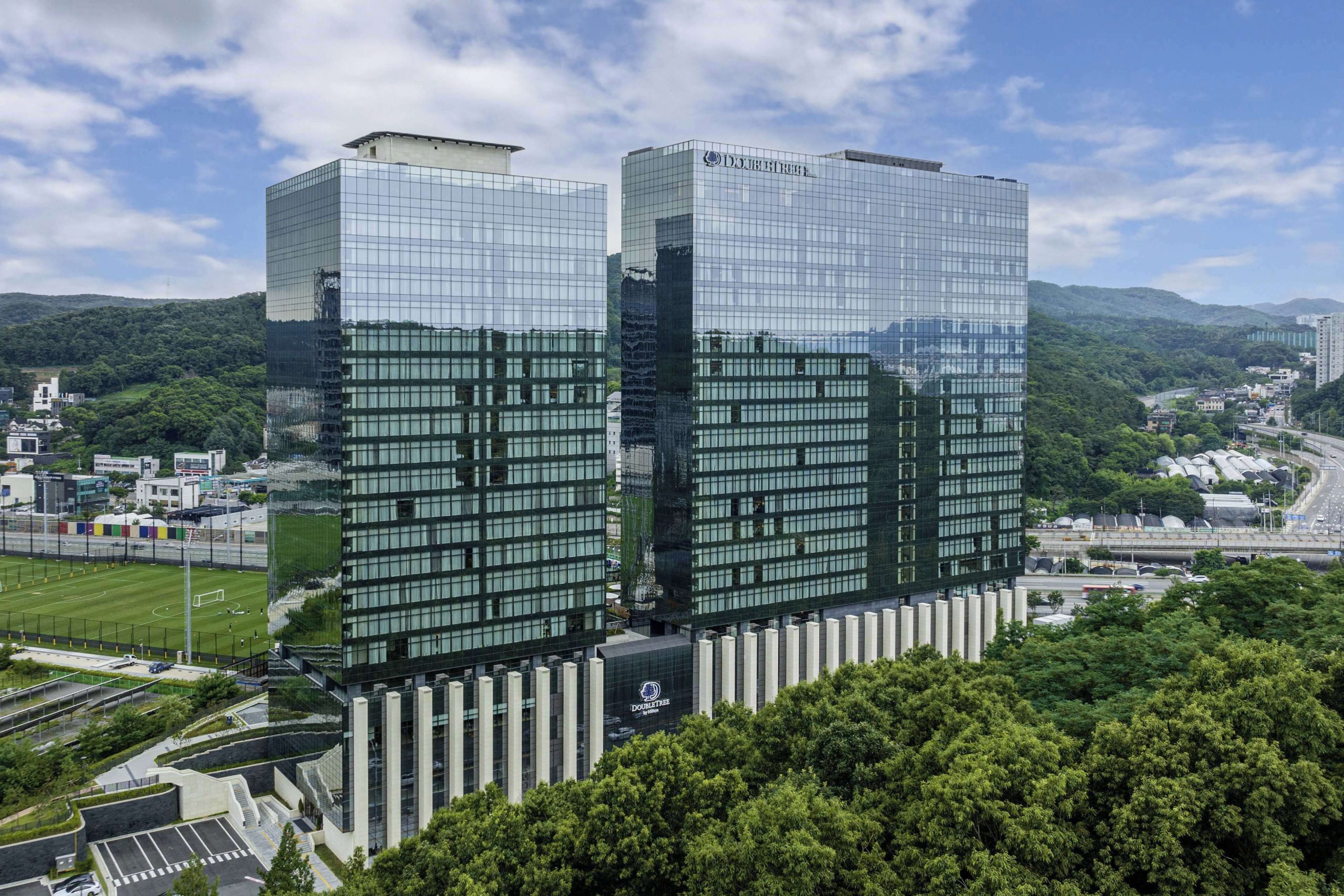 경기도 수영장 호텔, 경기도 호캉스, 경기도 수영장 숙소, 경기도 호텔, 서울 근교 1박2일