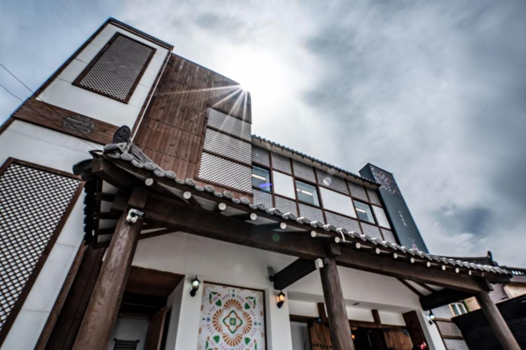 전주 한옥마을 숙소 호텔어라이브 전주