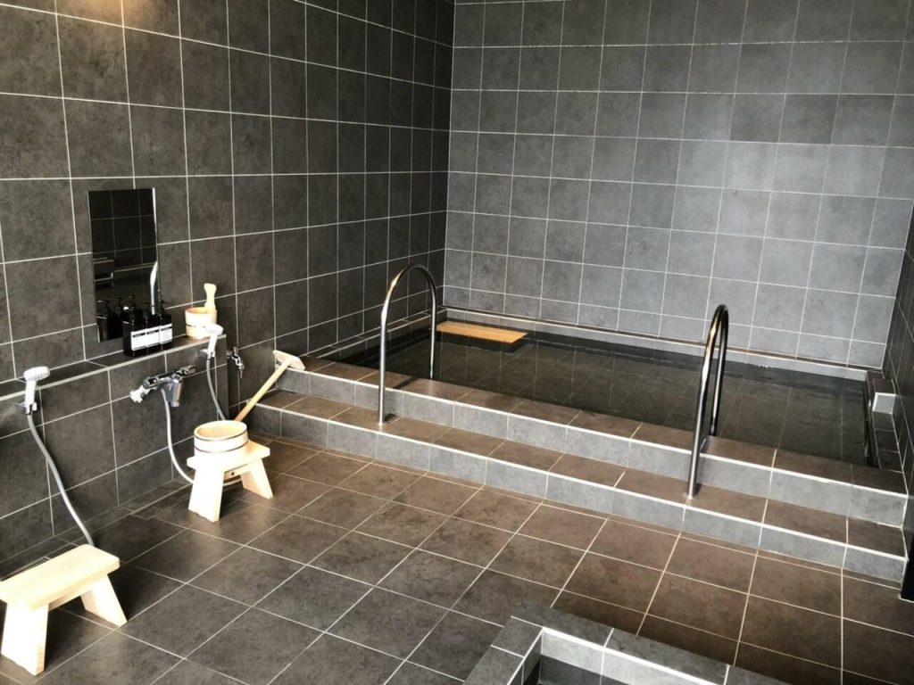 후쿠오카 캡슐호텔 5군데, 시설과 위치 뛰어난 가성비 숙소 - 왓츠인마이트립