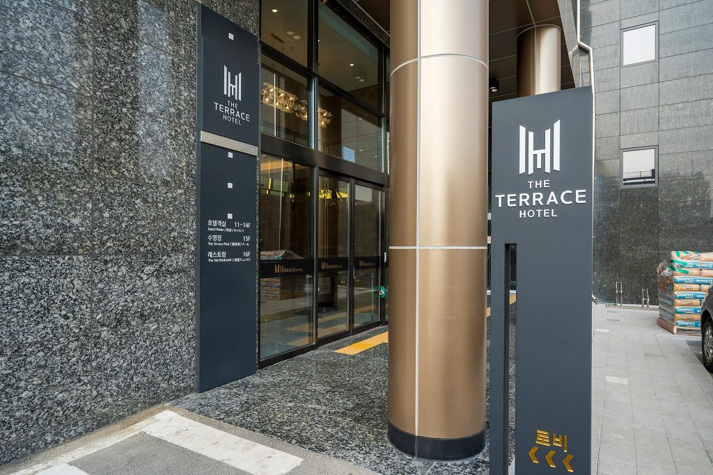 체스터톤스경주, 경주 신상 숙소, 경주 수영장 호텔, 체스터톤스 경주 더 테라스 호텔, 체스터톤스 경주 수영장, 경주 여행