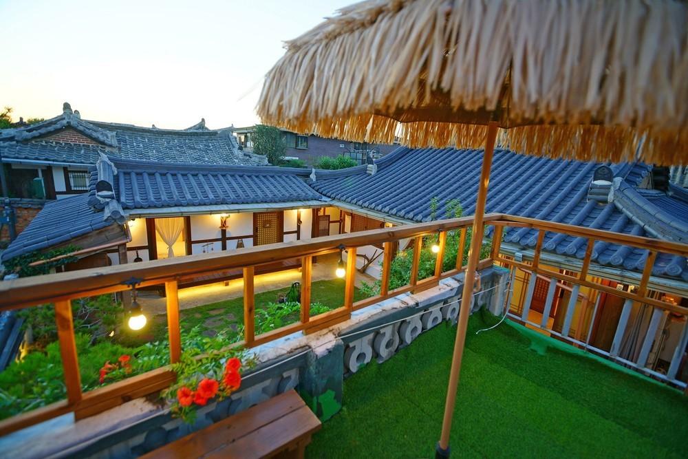 전주 한옥 숙소 하늘기와