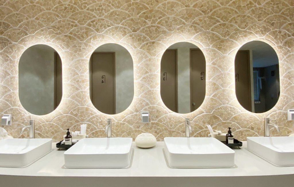 고유 인 앤 캐빈