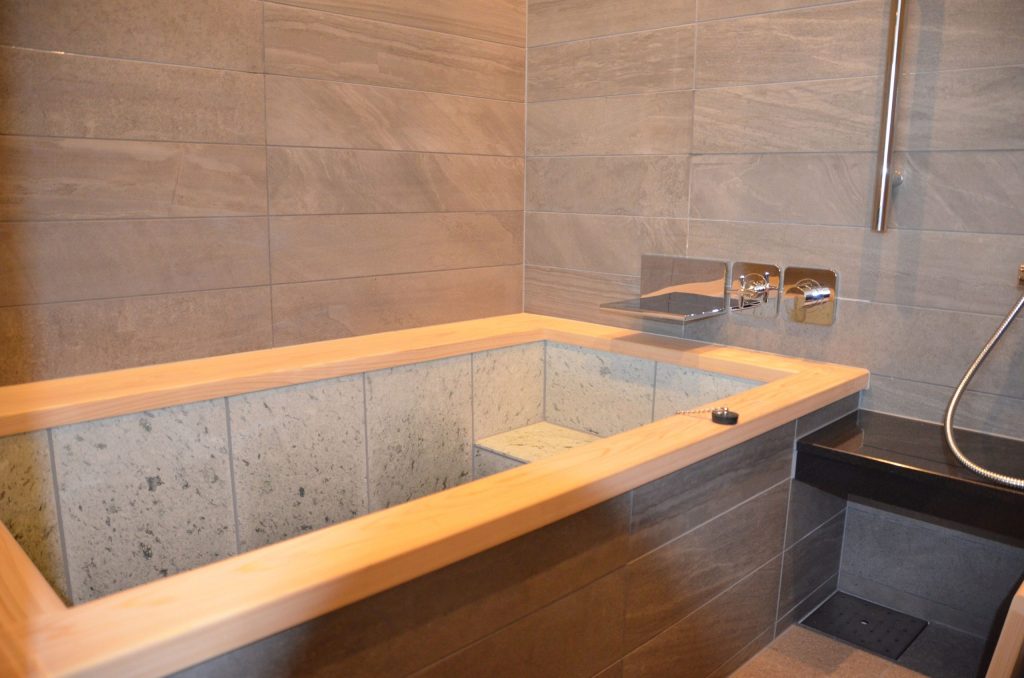 더블라썸하카타