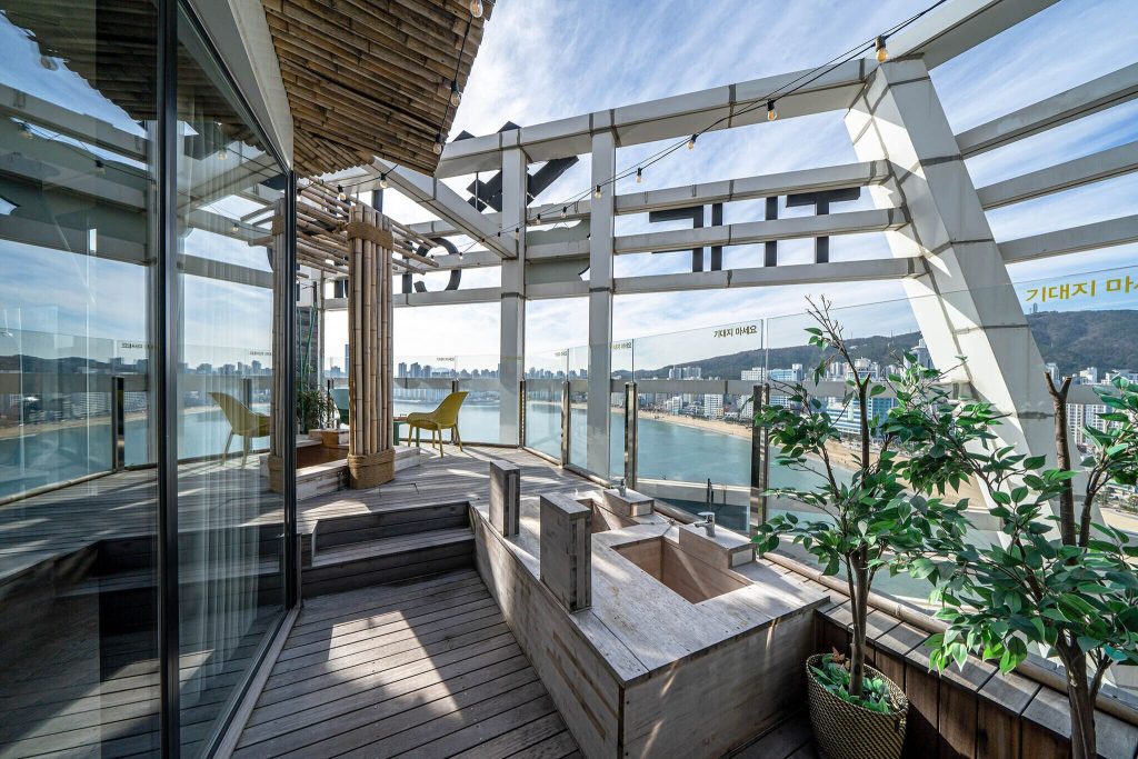 부산산타마을숙소