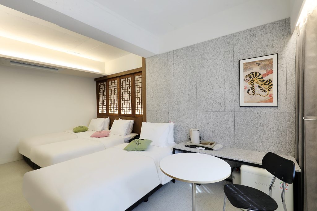 트래디업호텔바이디자이너스