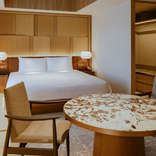 그랜드하얏트후쿠오카, 캐널시티와 연결되어 있는 5성급 호텔