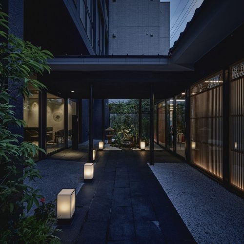 하카타하루시게혼칸, 무료 와인을 주는 3성급 감성 하카타숙소