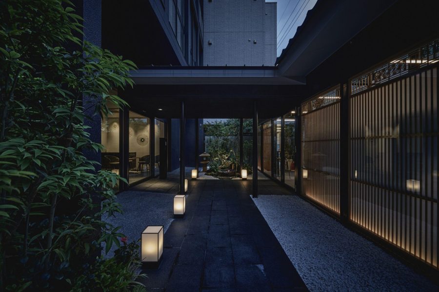 하카타하루시게혼칸, 무료 와인을 주는 3성급 감성 하카타숙소