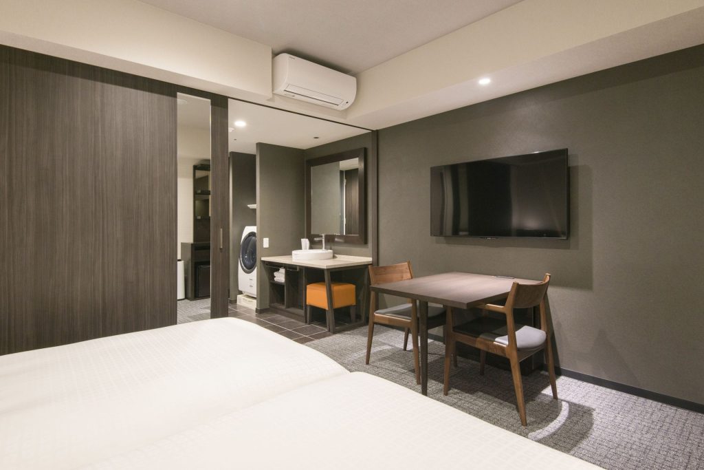 도큐스테이하카타