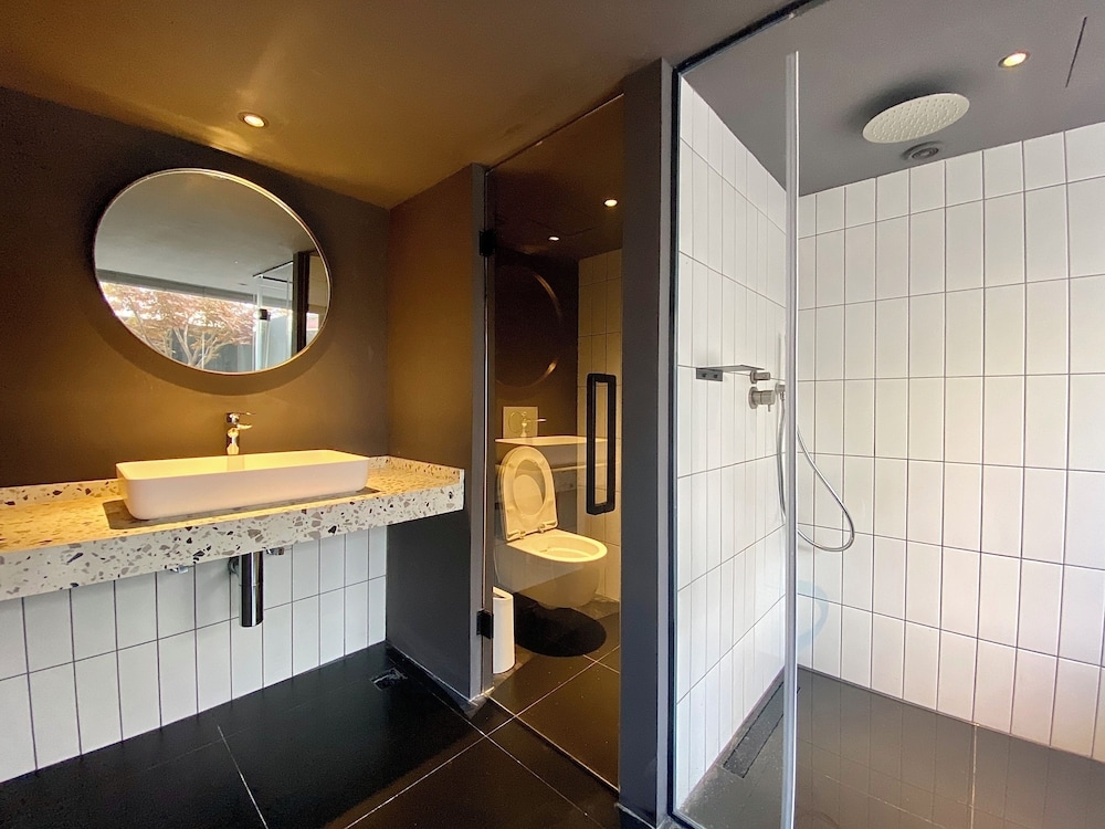 더 하우스 오브 모