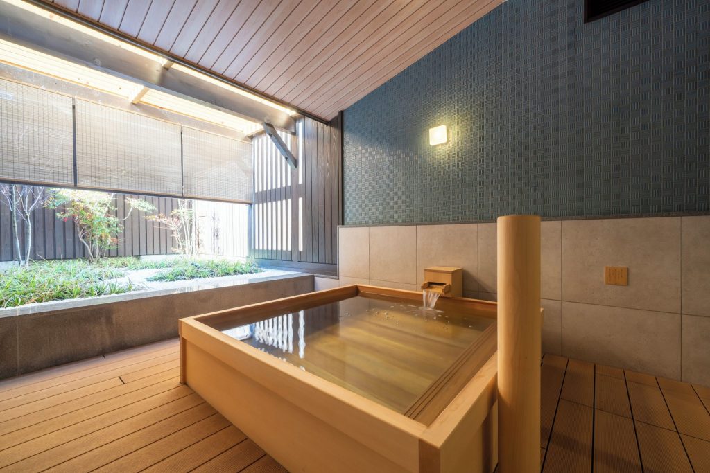 교토우메카지카덴쇼